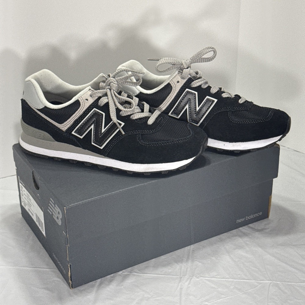 New Balance 574 Classic Mens Size 7.5 Core Pack Black Gray Suede Shoes